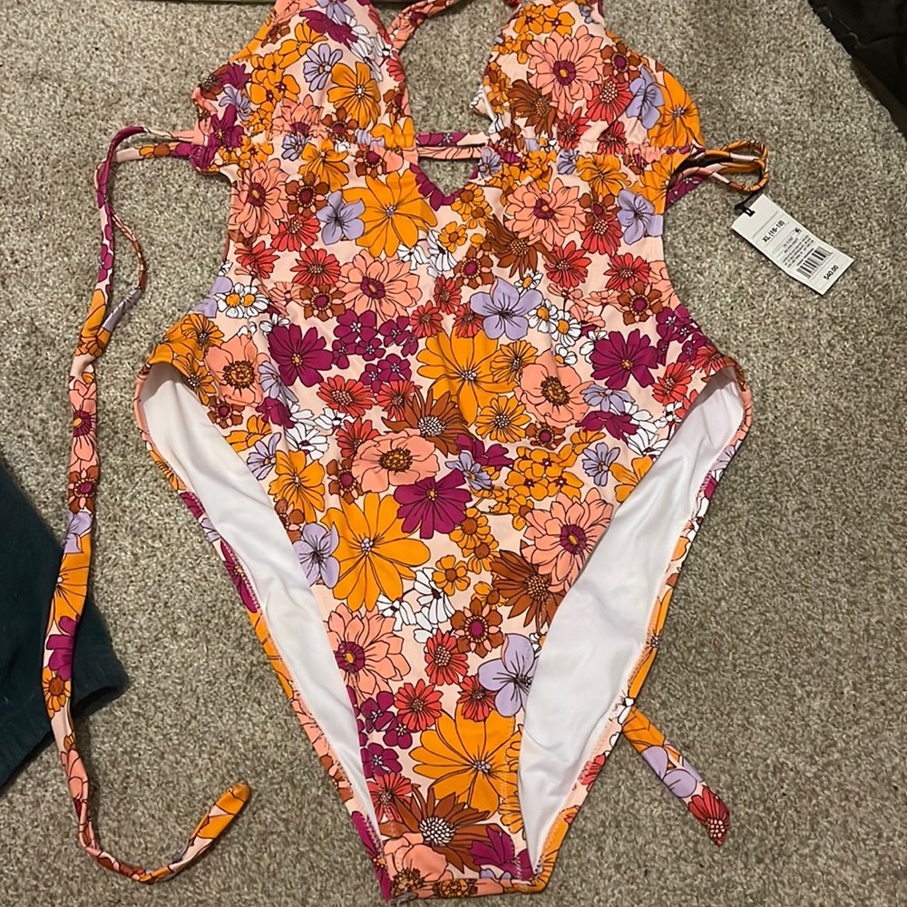 Never worn